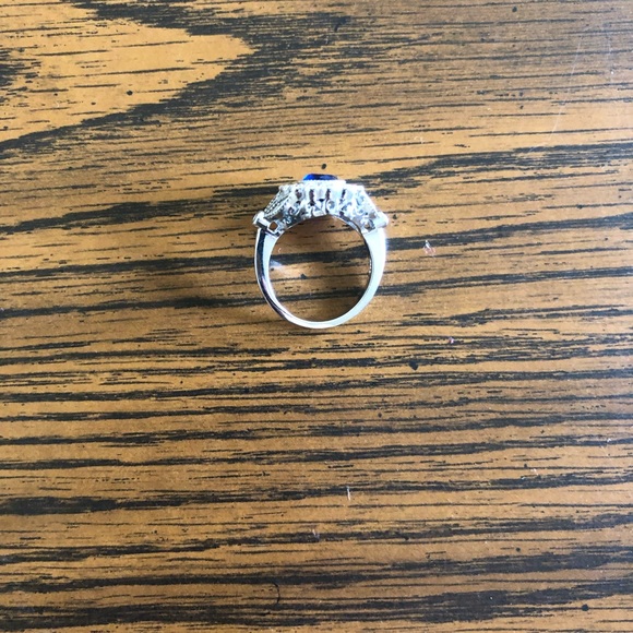 Ring - Picture 2 of 3